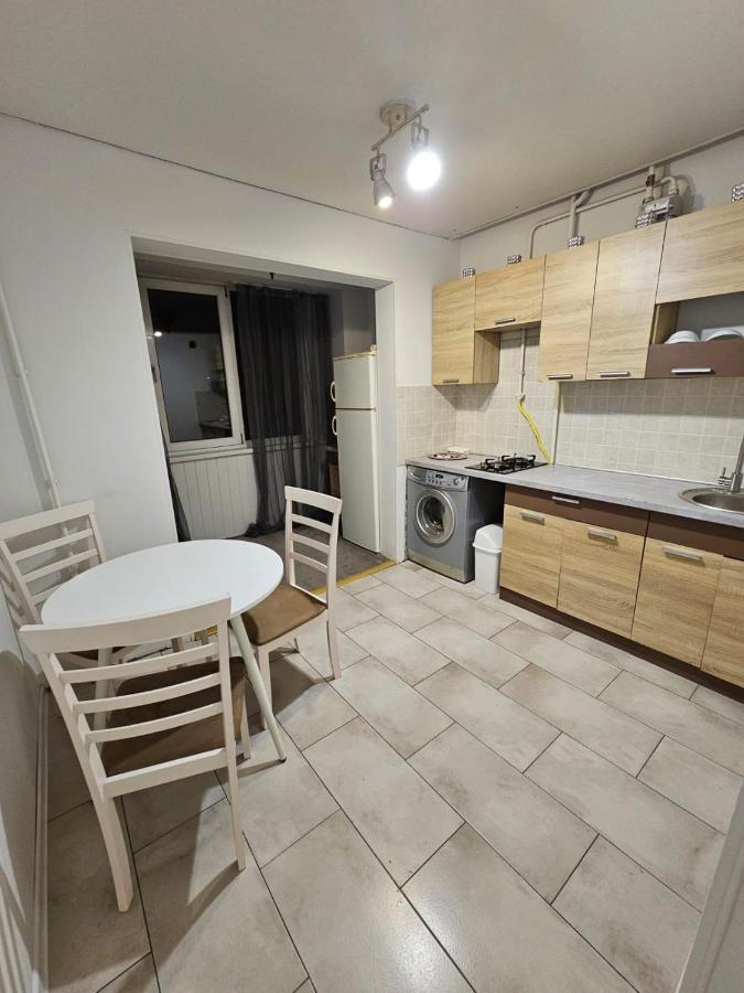 Apartment on Constantin Negruzzi Chişinău Esterno foto